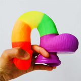 Erodit Regenbogendildo – Pride LGBTQIA+ Farben Dildo (4 Größen)